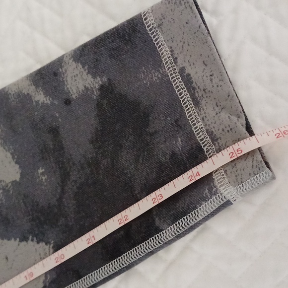 🔥🔥🔥Lululemon Wunder Under floral platoon Silver spoon cropped leggings 8 grey - Picture 6 of 13